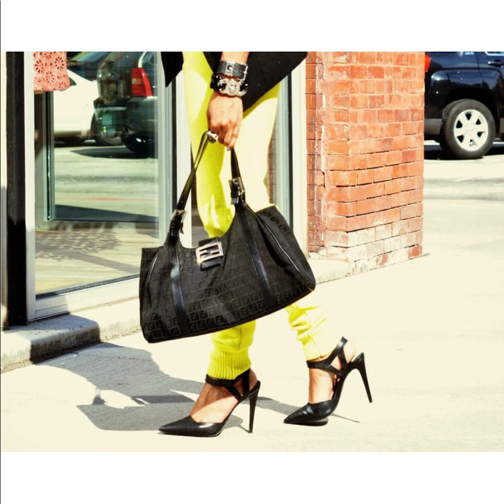NICHOLAS Leather Pumps